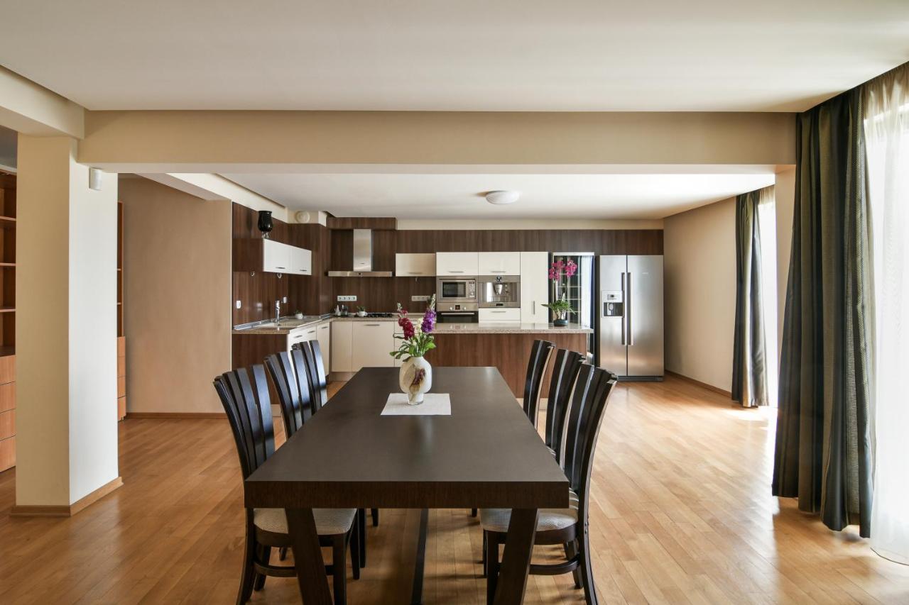 Central Flat With Monster Living Room 바르나 외부 사진