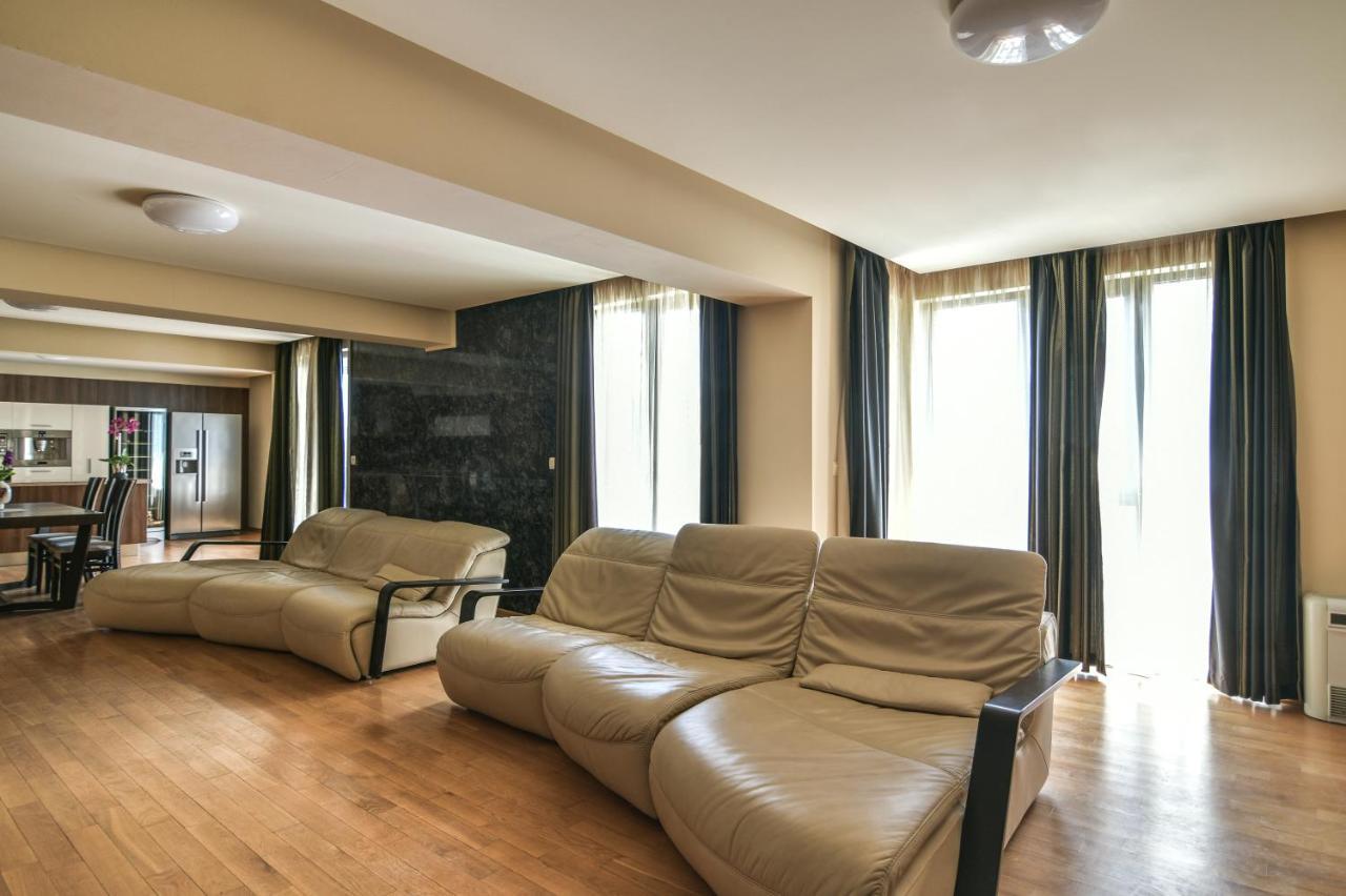 Central Flat With Monster Living Room 바르나 외부 사진