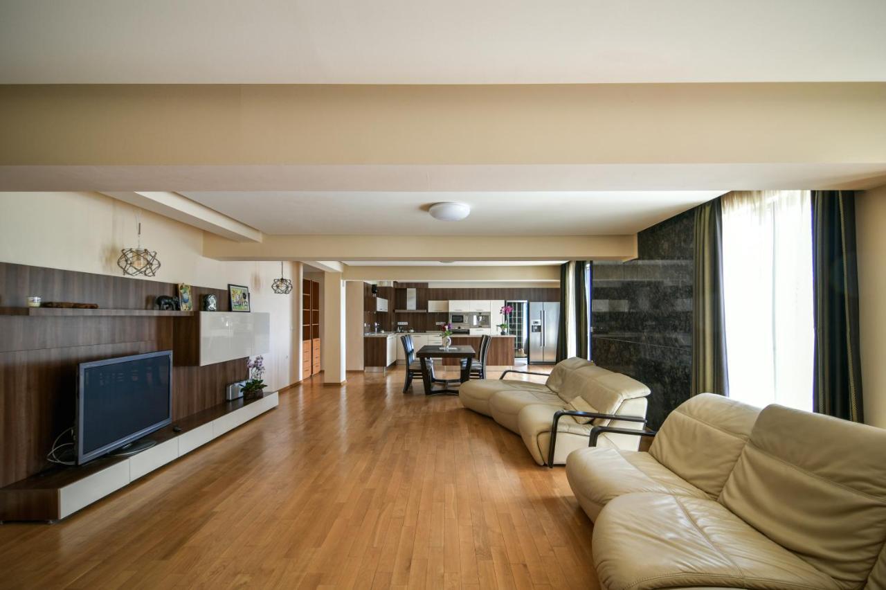 Central Flat With Monster Living Room 바르나 외부 사진